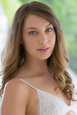 Elena Koshka