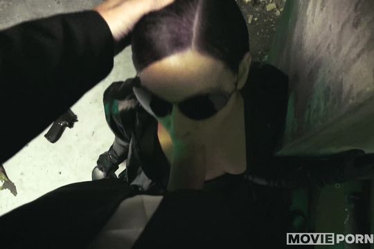 Порно Матрица. Секс с Тринити